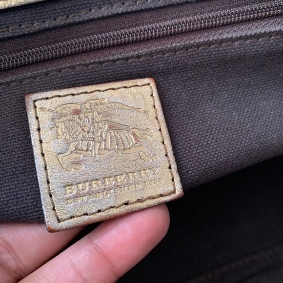 VINTAGE RARE BURBERRY HAYMARKET NOVA CHECK METALLIC SHOULDER  BAG - Picture 5 of 13